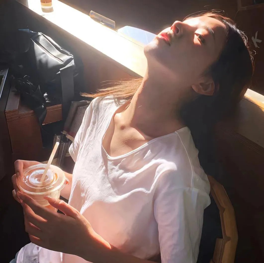 巨蛇闯女校