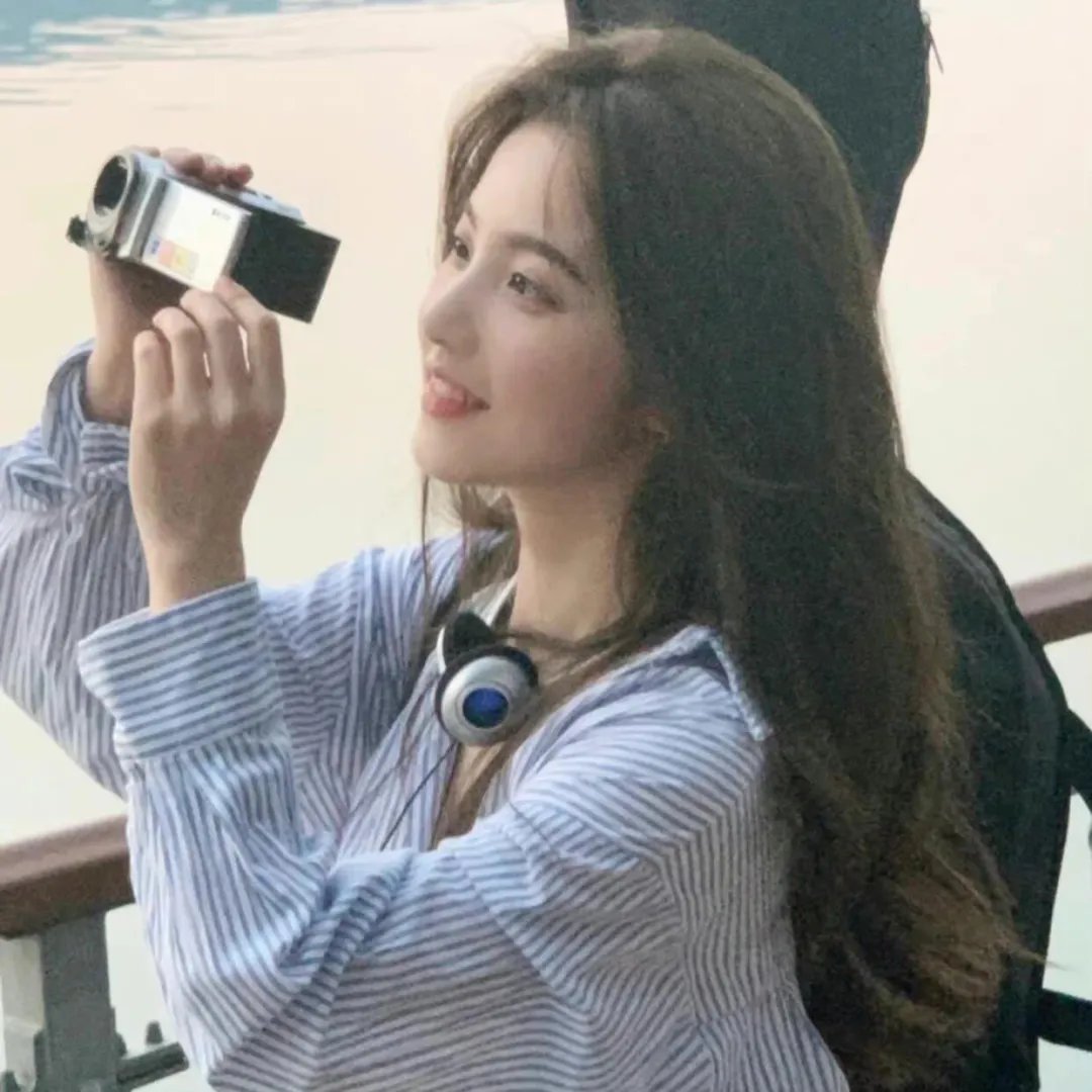 小莫莉大冒险